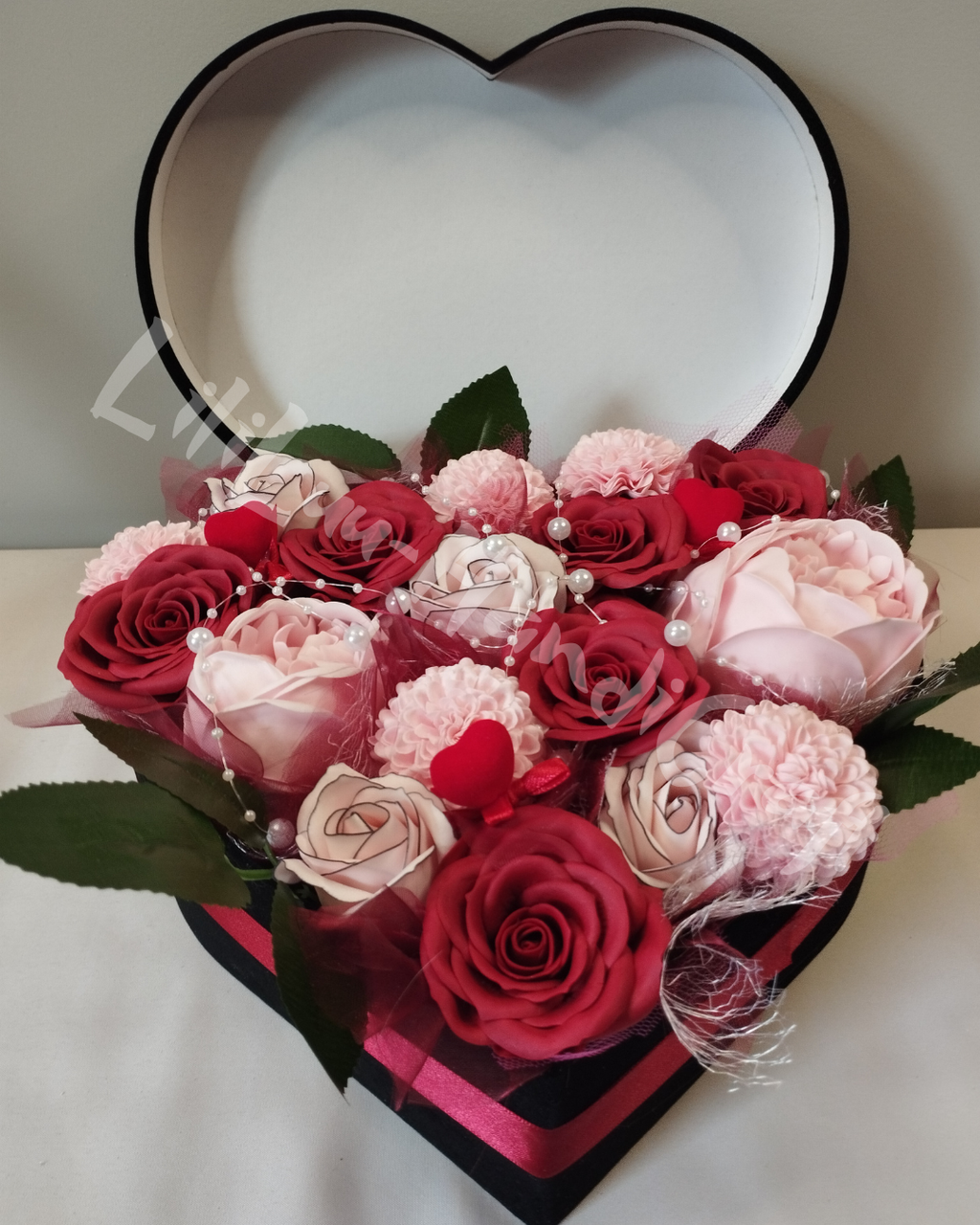 (DD7-4) Flower Box Premium z kwiatów mydlanych