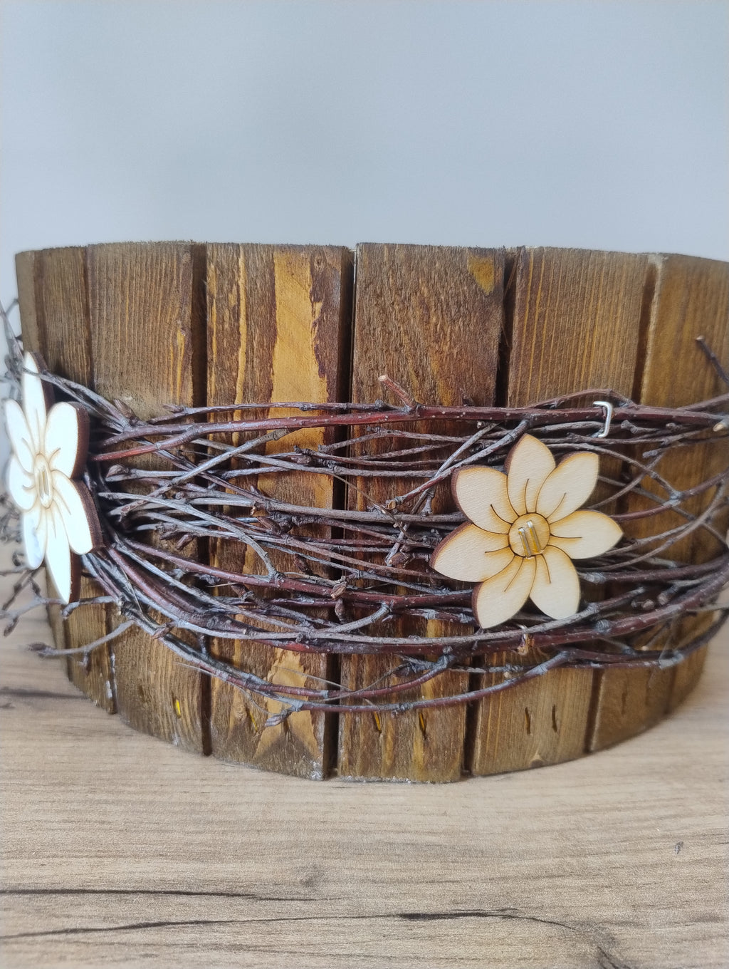 (DS8-1/L/BROWN) Drewniana Osłonka Sztachetowa